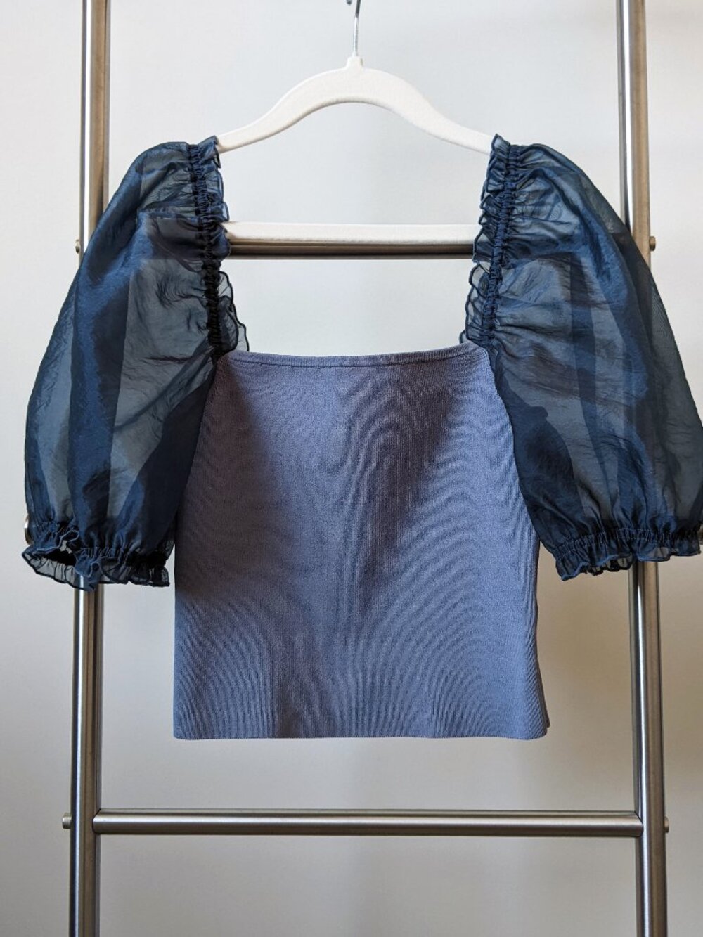 Aritzia Wilfred Light Blue Crop Top Sheer Organza Puff Sleeve Size XXS